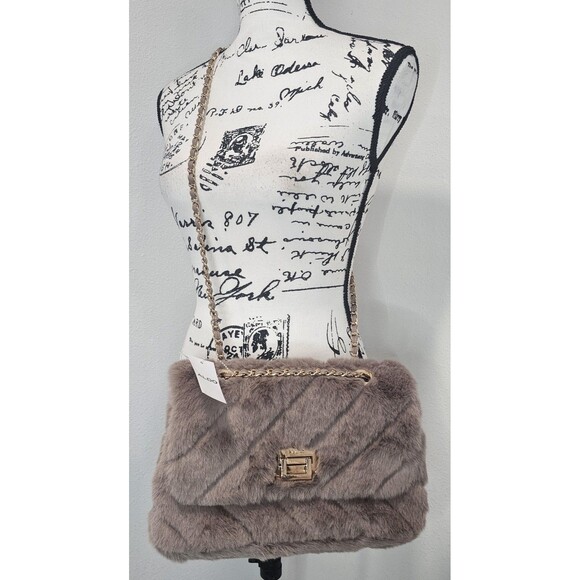 Aldo Womens Taupe Faux Fur Crossbody Shoulder Bag Golden Chain Hardware Soft NWT - Picture 1 of 16